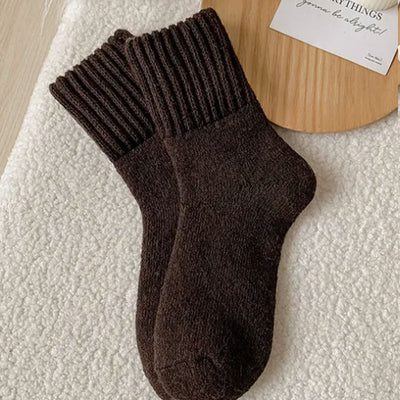 EverWarm™ – Premium Gemütliche Mittel lange Wollsocken