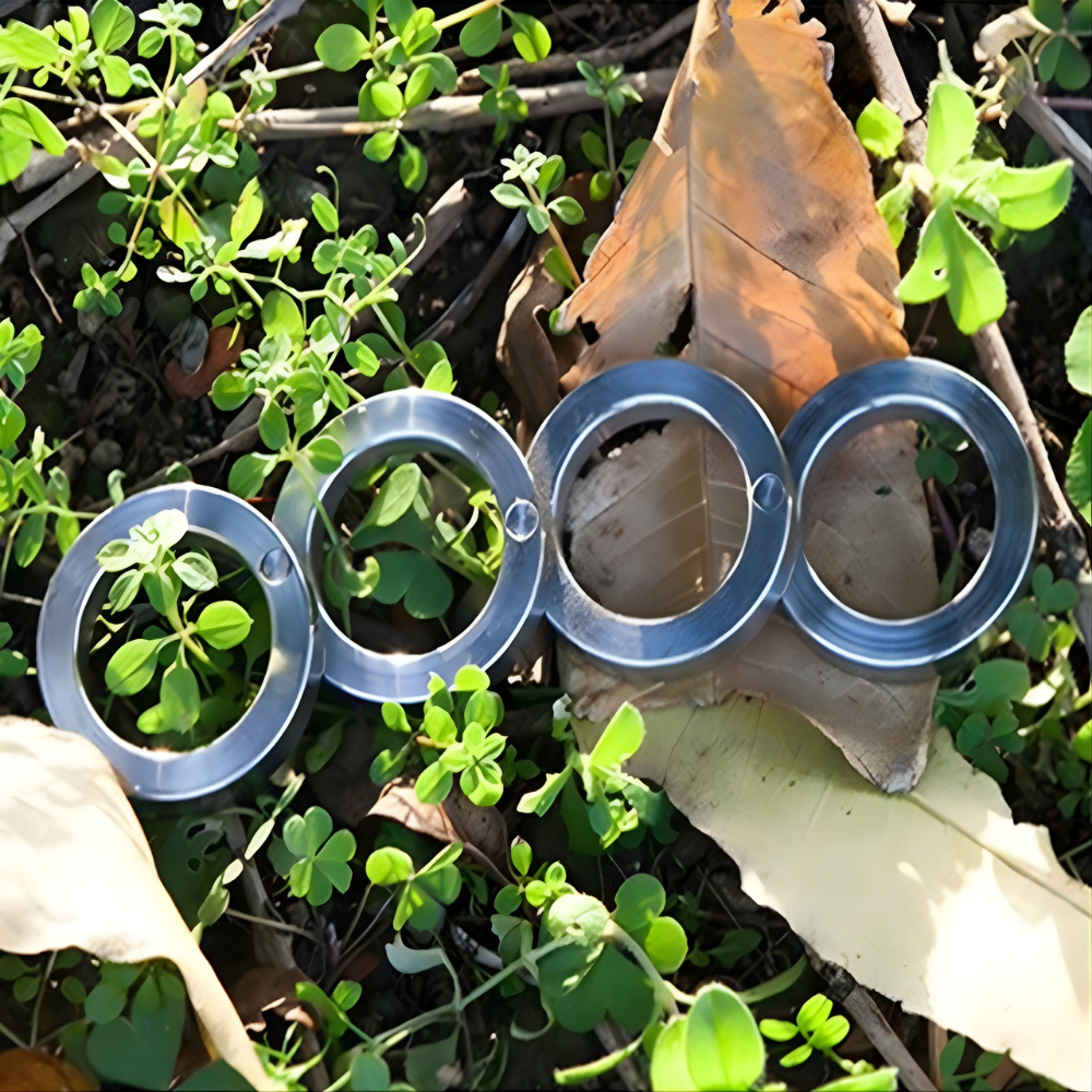 Defendora™ – Tragbares Edelstahl 4-Ring Selbstverteidigungs Sicherheitswerkzeug