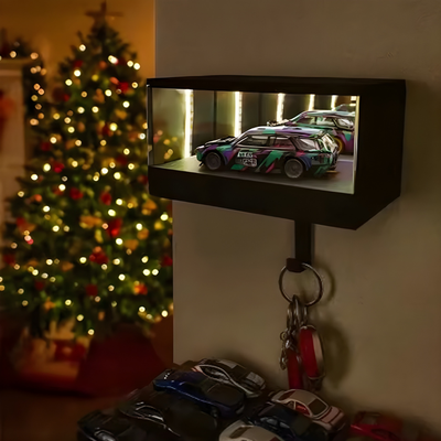 RacerBox™ – Beleuchteter Mini Autogaragen Schlüsselanhänger Halter