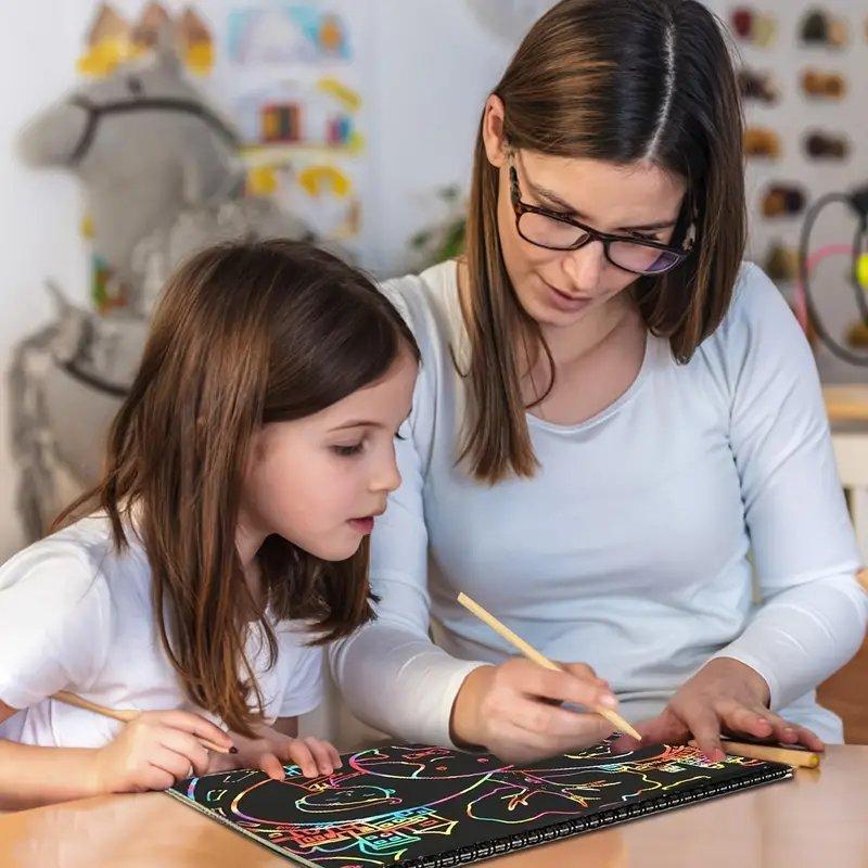 ArtWhirl™ – Magisches Regenbogen-Skizzenbuch mit Bleistift