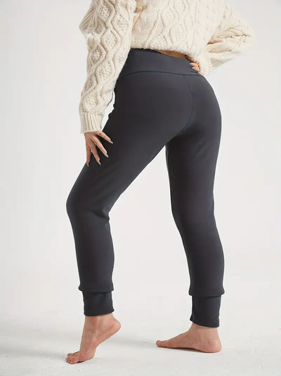 Adela™ – Leichte Thermo-Formhose für Damen