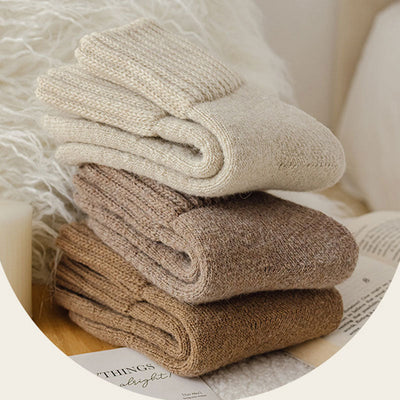 EverWarm™ – Premium Gemütliche Mittel lange Wollsocken