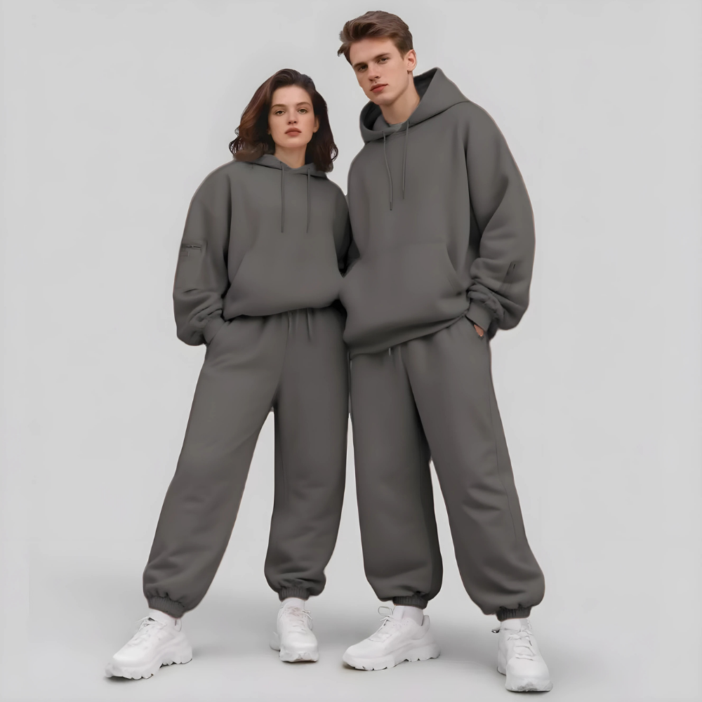 CalmDoze™ – Stilvolles Reise-Schlaf-Hoodie-Set