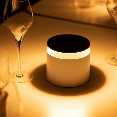 LumiRise™ – Smart Trådløs Justerbar Lampe