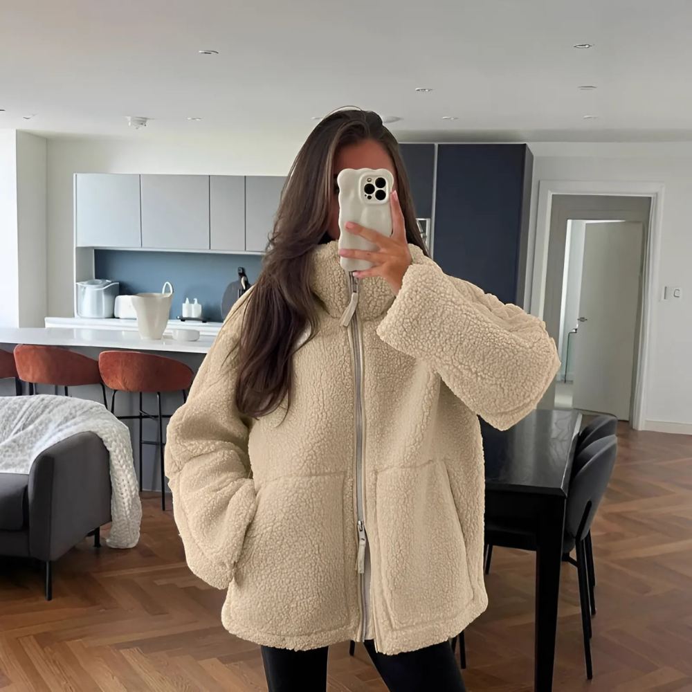 Ninna™ – Damen Cozy Chic Plüschjacke