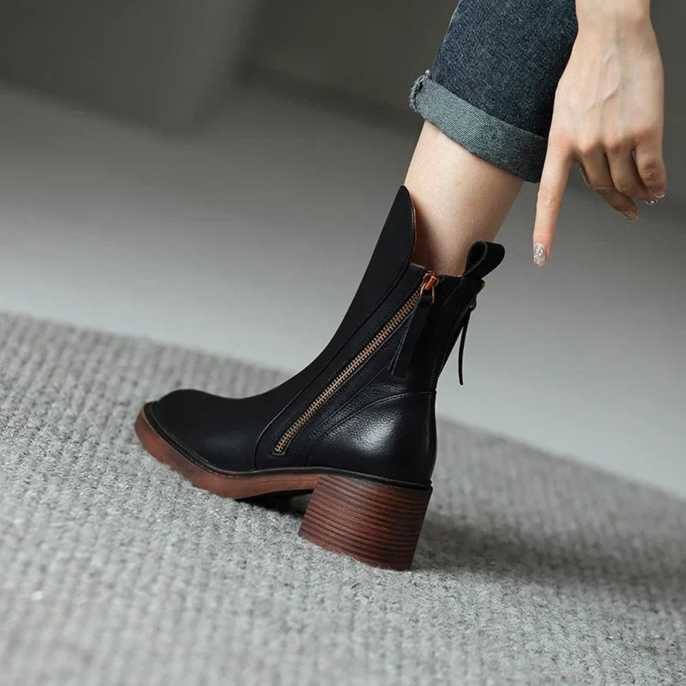 Sorelle™ – Elegante Leder-Stiefeletten