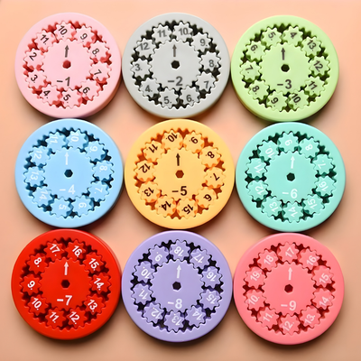 SpinSum™ – 9-teiliges Mathe Fidget Spinner Set