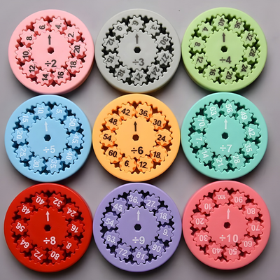 SpinSum™ – 9-teiliges Mathe Fidget Spinner Set