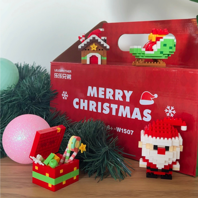 MerryBlocks™ – Weihnachts-Bauspielzeug mit 12 Bauklötzen