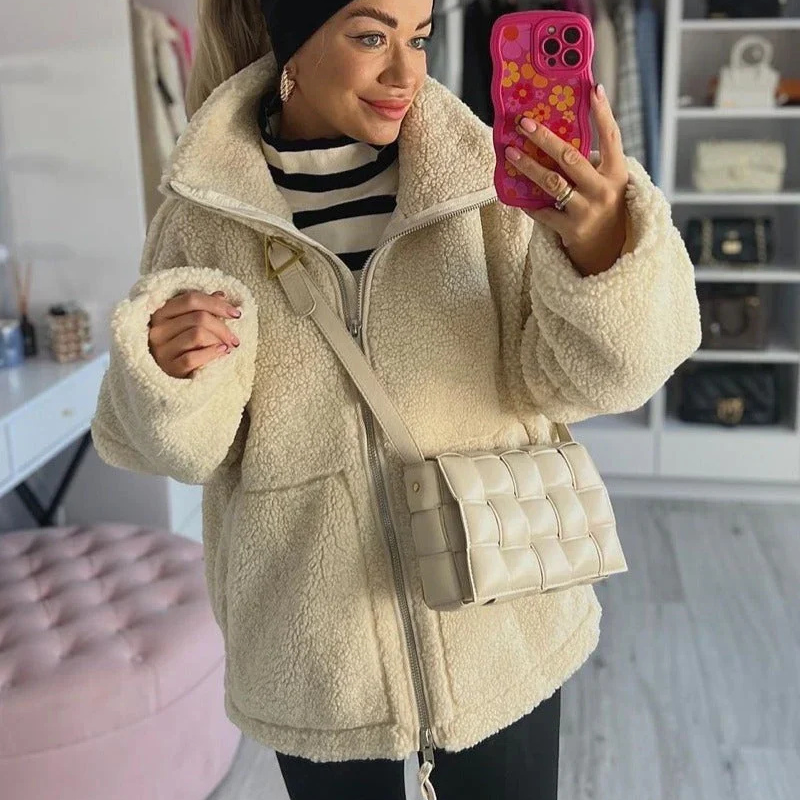 Ninna™ – Damen Cozy Chic Plüschjacke
