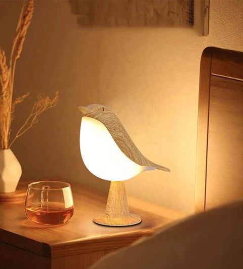 ZenGlow™ – Elegante Nachttischlampe im Vogel-Design