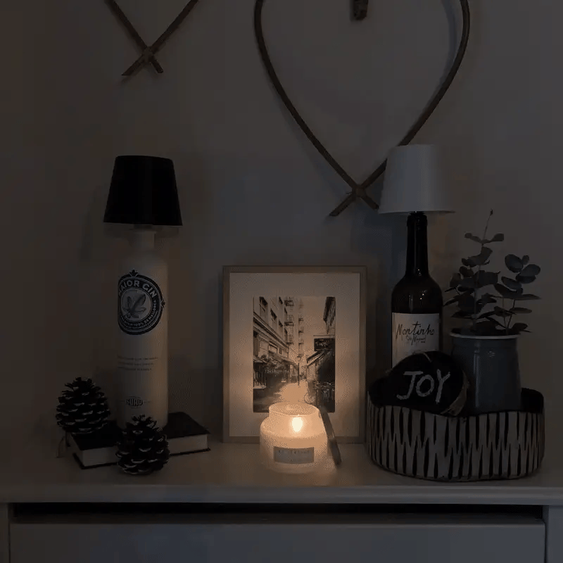 GlowBottle™ - Kabellose Flaschenlampe passt auf jede Flasche