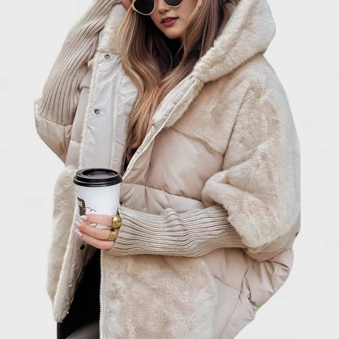 Sabine™ – Weiche Damen Daunenjacke mit Kapuze