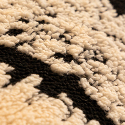 VelvaNest™ – Rutschfester Premium Plüsch Sofabezug