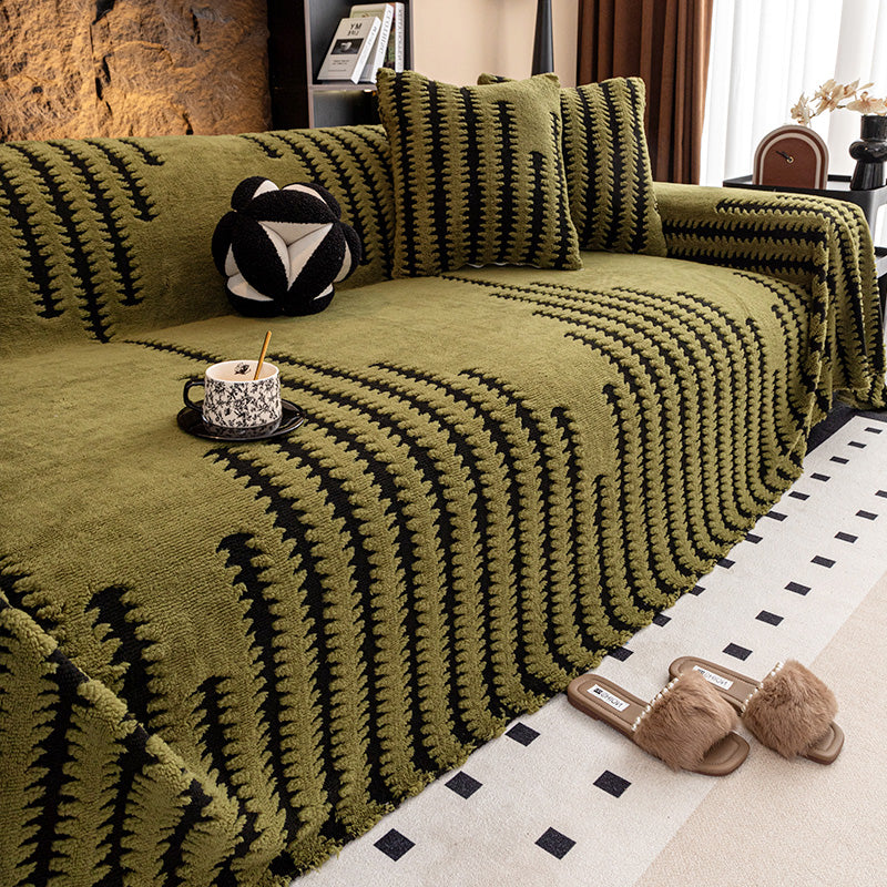 VelvaNest™ – Rutschfester Premium Plüsch Sofabezug